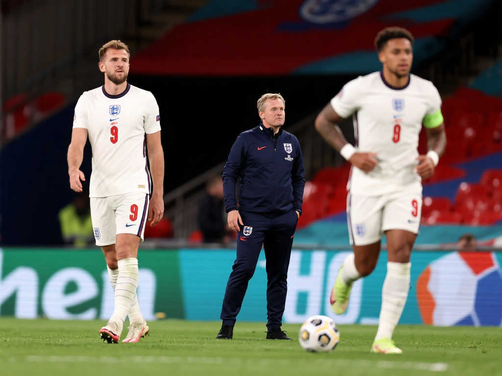 队创造了反 队创造了反