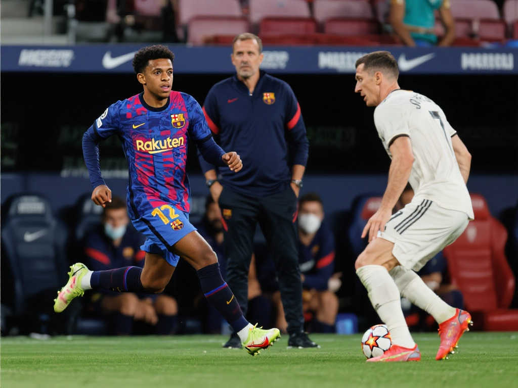 赛变得更加 赛变得更加